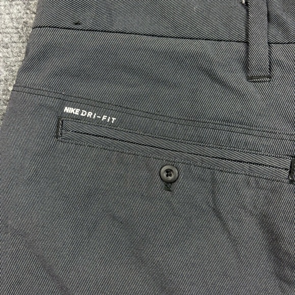 HURLEY Mens Black/Charcoal fine stripe Flat Front Shorts w/Nike Dri-Fit size: 31 - Picture 3 of 8